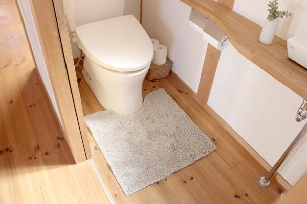 「やっぱりいいかも。」久しぶりのトイレマットが意外と暮らしにフィットした話[PR]