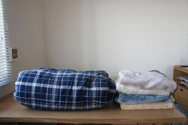 シリーズ累計3万7千個突破！「bon moment　リビングクッションになる掛け布団収納ケース」インスタグラマーさんの使い方[PR]