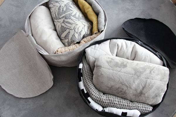 シリーズ累計3万7千個突破！「bon moment　リビングクッションになる掛け布団収納ケース」インスタグラマーさんの使い方[PR]