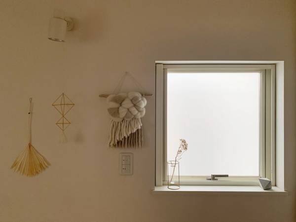 「coya」羊毛タペストリーを迎えて、日常のひとコマにしあわせを。[PR]