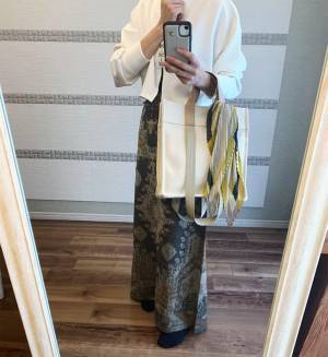 「トートバッグ＝カジュアル」はもう古い！？ 綺麗めスタイルが叶うコーデ術[PR]