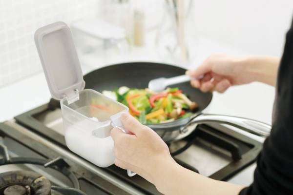 【見直す価値アリ！】キッチン整う、料理はかどる「調味料ケース」5選