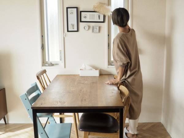 ルームウェアなのに家事がはかどる！おうち時間を充実させてくれる「袖リブ ルームワンピ」[PR]