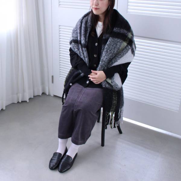 秋冬モード一気に高める、細コーデュロイスカートスタッフ着用レポ[PR]