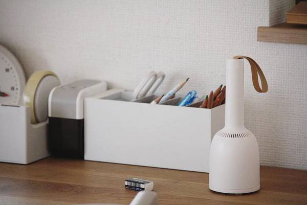 ママたちから高支持率！新色が登場した、子どもも使える卓上クリーナー「バキューミ」【インスタグラマーさんの使用レポ】[PR]