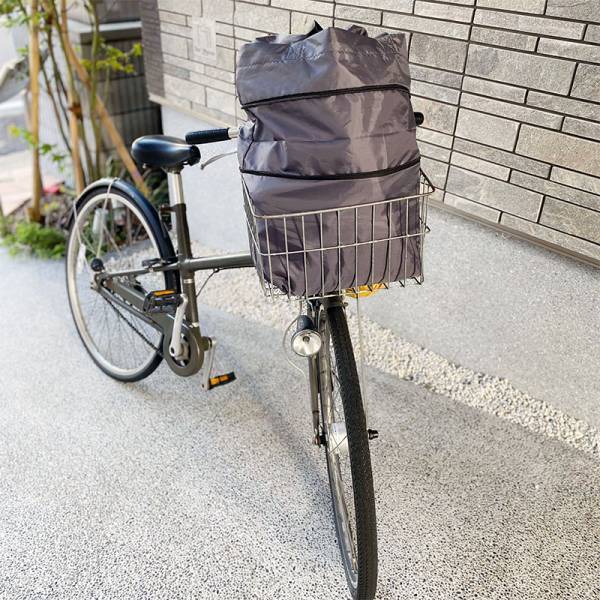 自転車カゴにフィットする「伸びる買い物バッグ」　便利すぎて手放せない！