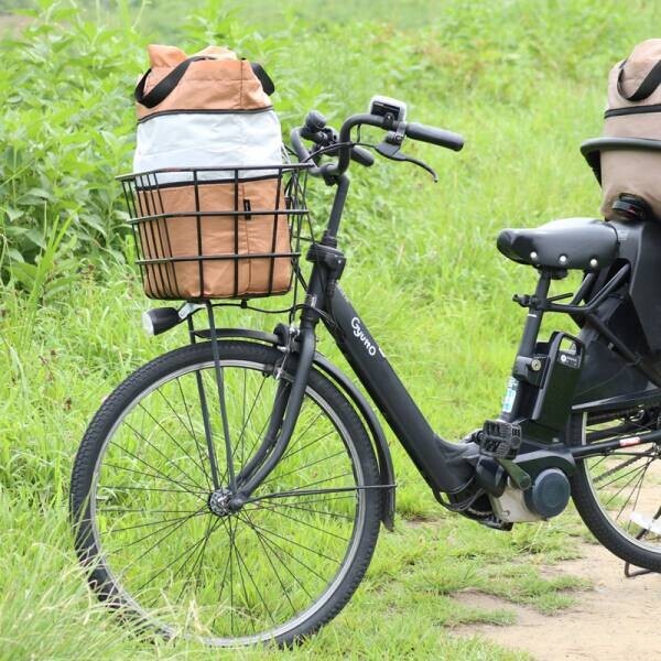 自転車カゴからポロリ…にさよなら、自転車派さんのために作った「伸びる買い物バッグ」