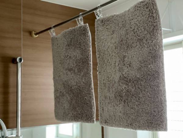 インテリアもかわいくなる、機能性バツグンなふわふわバスマット。[PR]