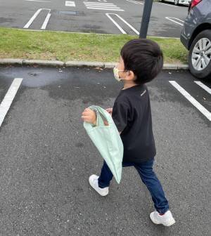 子どもの自分でやりたい！を育む、kukka ja puu（クッカヤプー）「キッズ 折りたたみ エコバッグ」スタッフ使用レポ[PR]