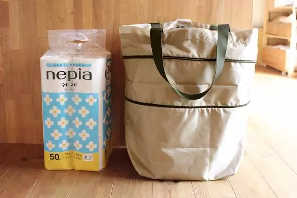 自転車でのまとめ買いが余裕！13cmも伸びる「前カゴフィットエコバッグ」