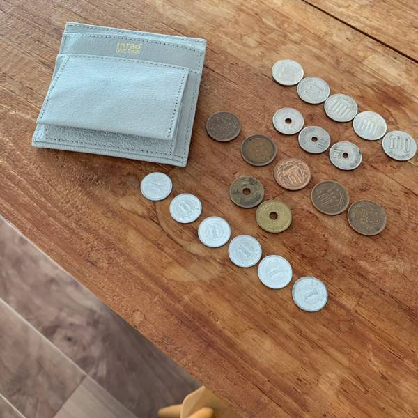 もう長財布には戻れない！ まるでカードケースのような超薄型ウォレット[PR]