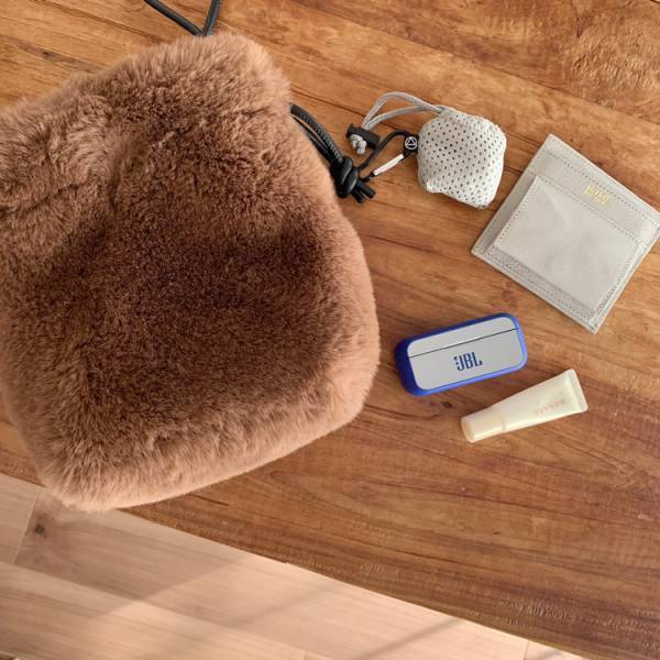 もう長財布には戻れない！ まるでカードケースのような超薄型ウォレット[PR]