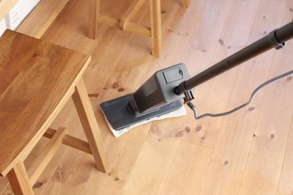 築9年のフローリングがサラッサラに。話題の「スチームクリーナー」使ってみました[PR]