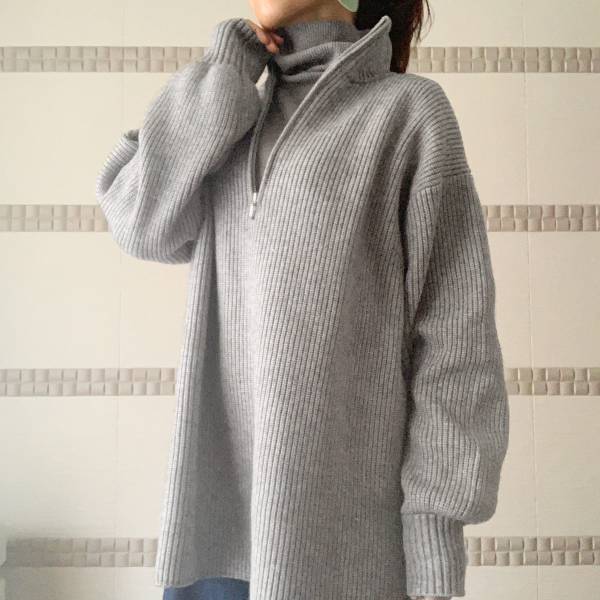 定番アイテムに差が付く！ 身体のラインを綺麗に見せてくれる「着瘦せタートルニット」[PR]