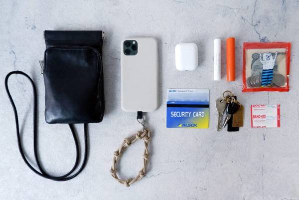 もう落とさない＆なくさない！？スマホストラップのスタッフ愛用レポ[PR]