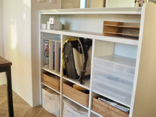 棚の中にスッキリ収まる。「bon moment 高さが調節できる収納 」が、賃貸暮らしのわが家にフィットした件[PR]