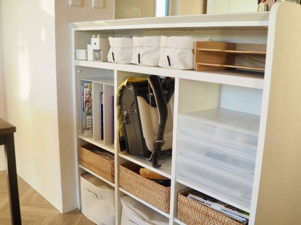 棚の中にスッキリ収まる。「bon moment 高さが調節できる収納 」が、賃貸暮らしのわが家にフィットした件[PR]