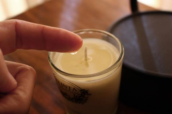 火を使わずに、焚ける、香る。「キャンドルウォーマーランプ」でアロマがもっと身近に[PR]