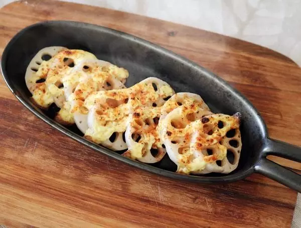 ファミリーにこそ一本常備!めんたいスパイス一振りで叶う「大人の味変」。