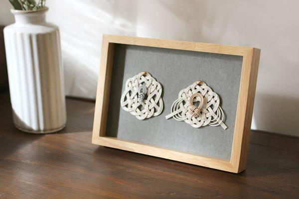 気軽に愉しむ季節のしつらい。桃の節句をシックに祝う「水引のおひなさま」[PR]