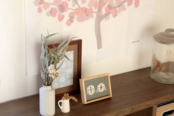 気軽に愉しむ季節のしつらい。桃の節句をシックに祝う「水引のおひなさま」[PR]