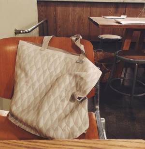 1点投入するだけで気分があがる！「ラプアンカンクリ」の小物アイテム【インスタグラマーさんのもの選び】[PR]