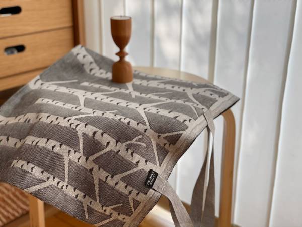 冬の暮らしが楽しくなる、北欧フィンランドから届いたラプアンカンクリのトートバッグ。[PR]