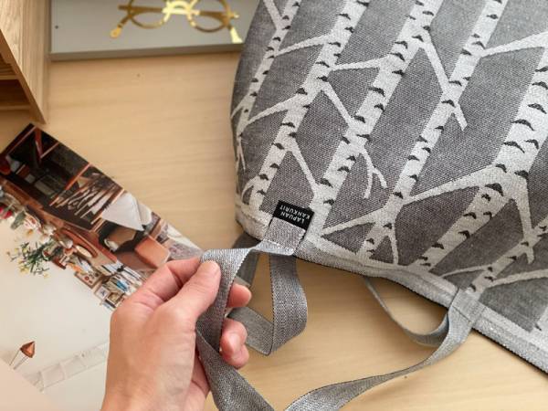 冬の暮らしが楽しくなる、北欧フィンランドから届いたラプアンカンクリのトートバッグ。[PR]