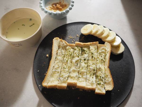 まな板にもなるお皿「チョップレート」　食事にもおやつタイムにも大活躍！