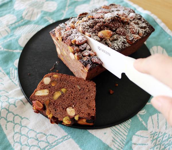 まな板にもなるお皿「チョップレート」　食事にもおやつタイムにも大活躍！