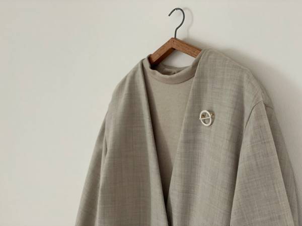 気負わず自分らしく。ハレの日コーデのお買い物。〜胸飾り編〜[PR]