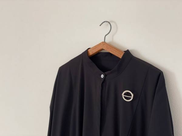 気負わず自分らしく。ハレの日コーデのお買い物。〜胸飾り編〜[PR]