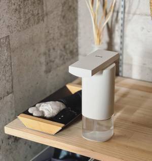 除菌生活の見直しに！限定色ベージュも仲間入りしたオートディスペンサー[PR]