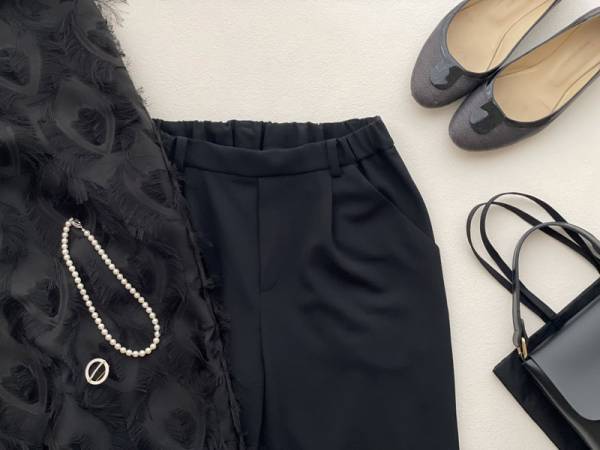 気負わず自分らしく。ハレの日コーデのお買い物。〜セレモニーパンツ編〜[PR]