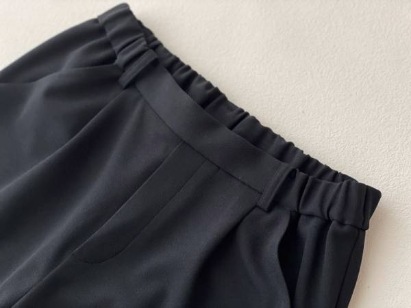 気負わず自分らしく。ハレの日コーデのお買い物。〜セレモニーパンツ編〜[PR]