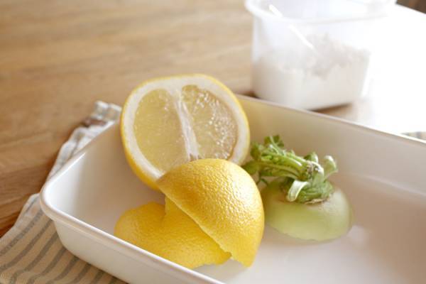 【ありきたりな日常を楽しむためのヒント】野菜くずや調味料で0円エコ掃除！[PR]