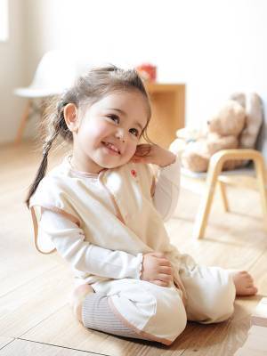 春夏の子供の寝冷え対策に。「北欧風ガーゼスリーパー」から新色＆新サイズ登場！[PR]
