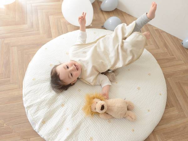 春夏の子供の寝冷え対策に。「北欧風ガーゼスリーパー」から新色＆新サイズ登場！[PR]