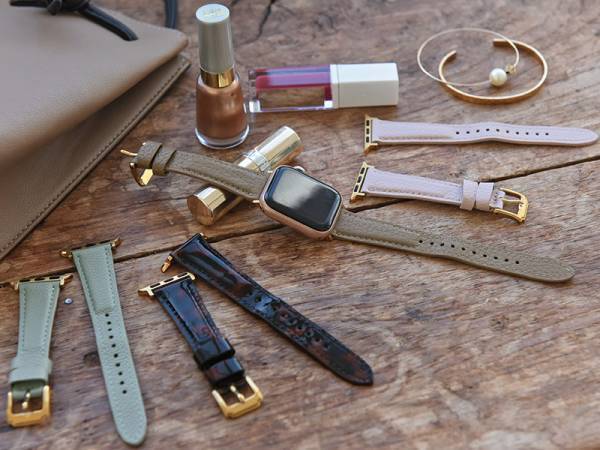 アップルウォッチの印象がガラリ！大人女性に似合う「レザーの着せ替えベルト」[PR]