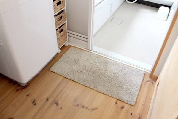 もうママがはみ出ない。わが家のbon moment　バスマットを「ロングタイプ」に更新！[PR]