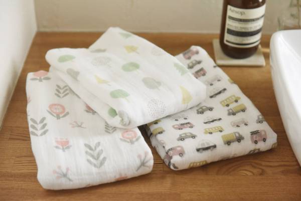 「かさばらない子どもバスタオル」が便利！ 収納・洗濯・持ち運びが楽チンに