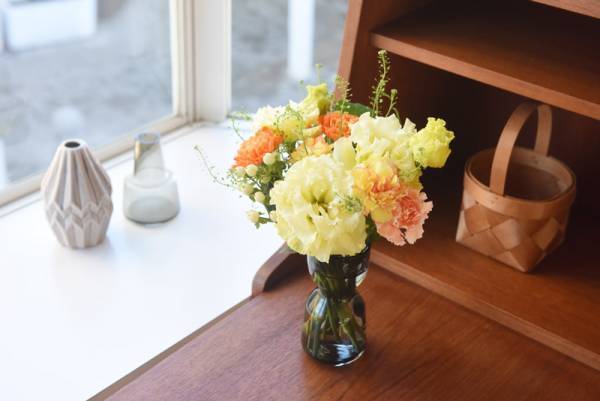 【母の日2022】届けたい、あふれる想い。ワンランク上の花ギフト「Kiitos（キートス）」[PR]