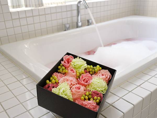 お花と一緒に贈る、とっておき母の日ギフト特集！[PR]