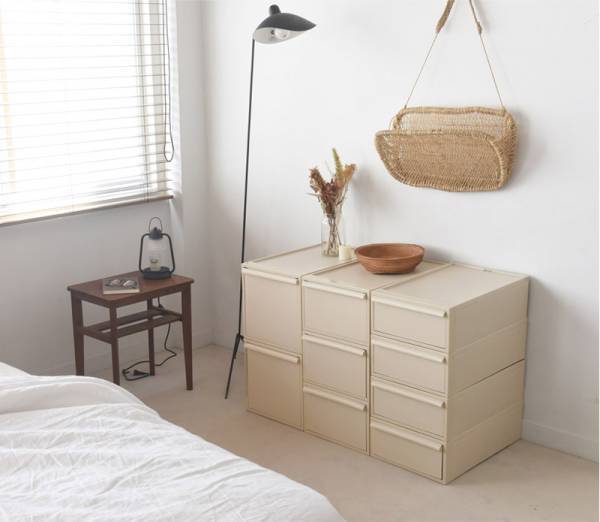 「ウチ、いつも散らかってる。」と悩んだら、クローゼットシステム収納の出番かも？[PR]