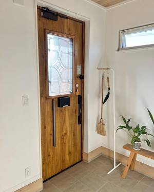 インテリアに馴染みやすい！ダンボールカッター「ベージュ」愛用シーンをご紹介【インスタグラマーさんのもの選び】[PR]