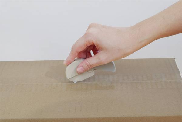 インテリアに馴染みやすい！ダンボールカッター「ベージュ」愛用シーンをご紹介【インスタグラマーさんのもの選び】[PR]