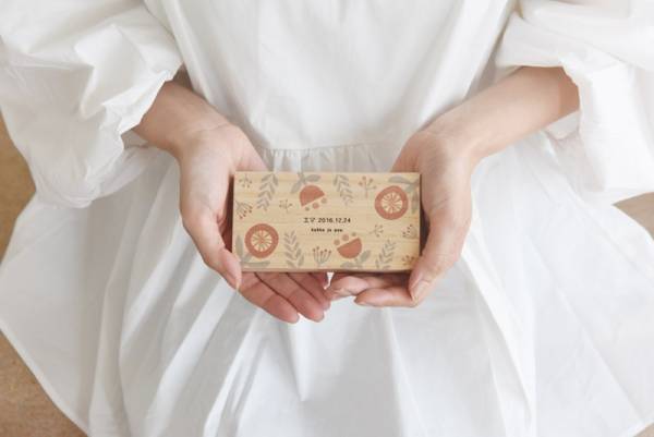 歯が抜けるの、こわくないよー！乳歯ケースで迎える成長の記念日。全6バリエでフルリニューアル。[PR]