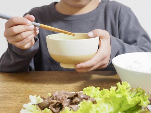 北欧食器との相性も◎！和洋問わず、食洗機OKで普段使いしやすい「キッズ汁椀」[PR]