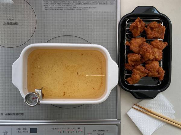 家での揚げ物調理が快適に！ 油少量でもサックサク「角型天ぷら鍋」