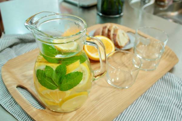 いつもの麦茶も、フレーバーウォーターも！ ガラスピッチャーで家カフェ気分